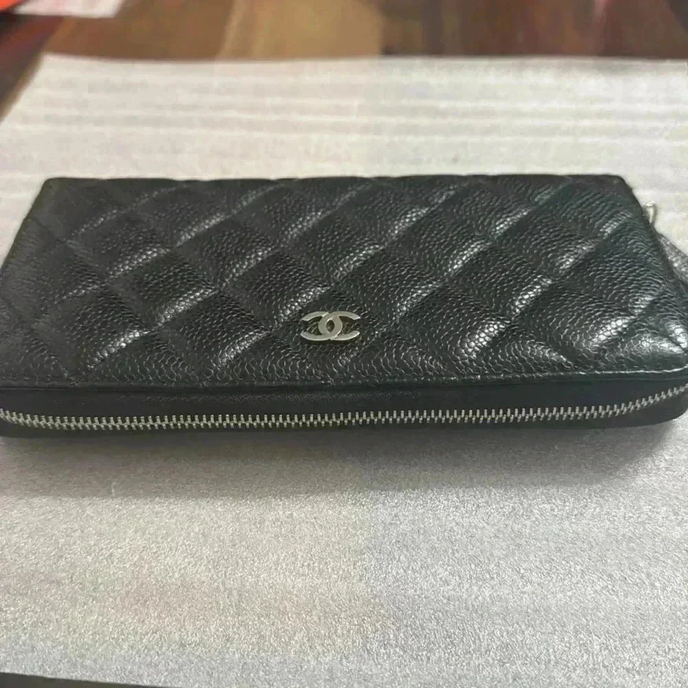 CHANEL Caviar Quilted Large Gusset Zip Around Wallet Black